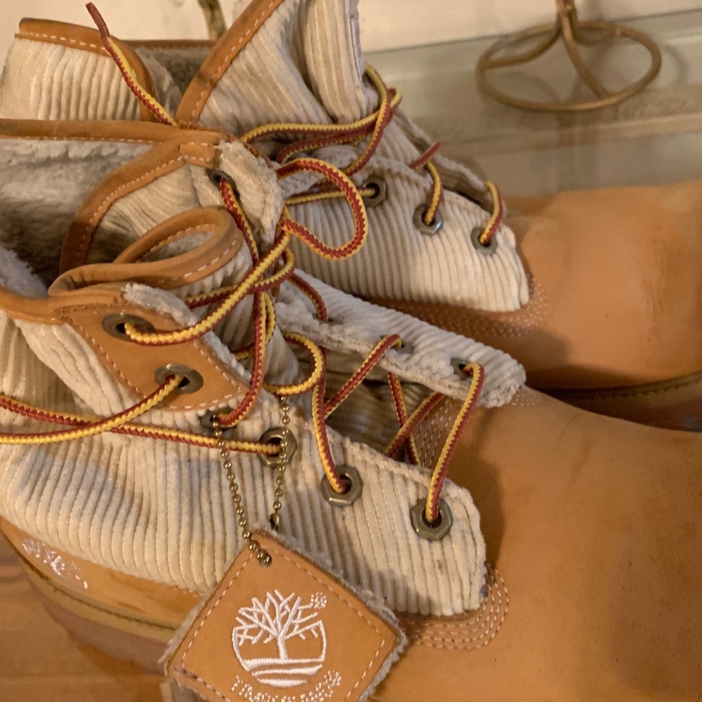 Timberland Boots - Picture 5 of 12
